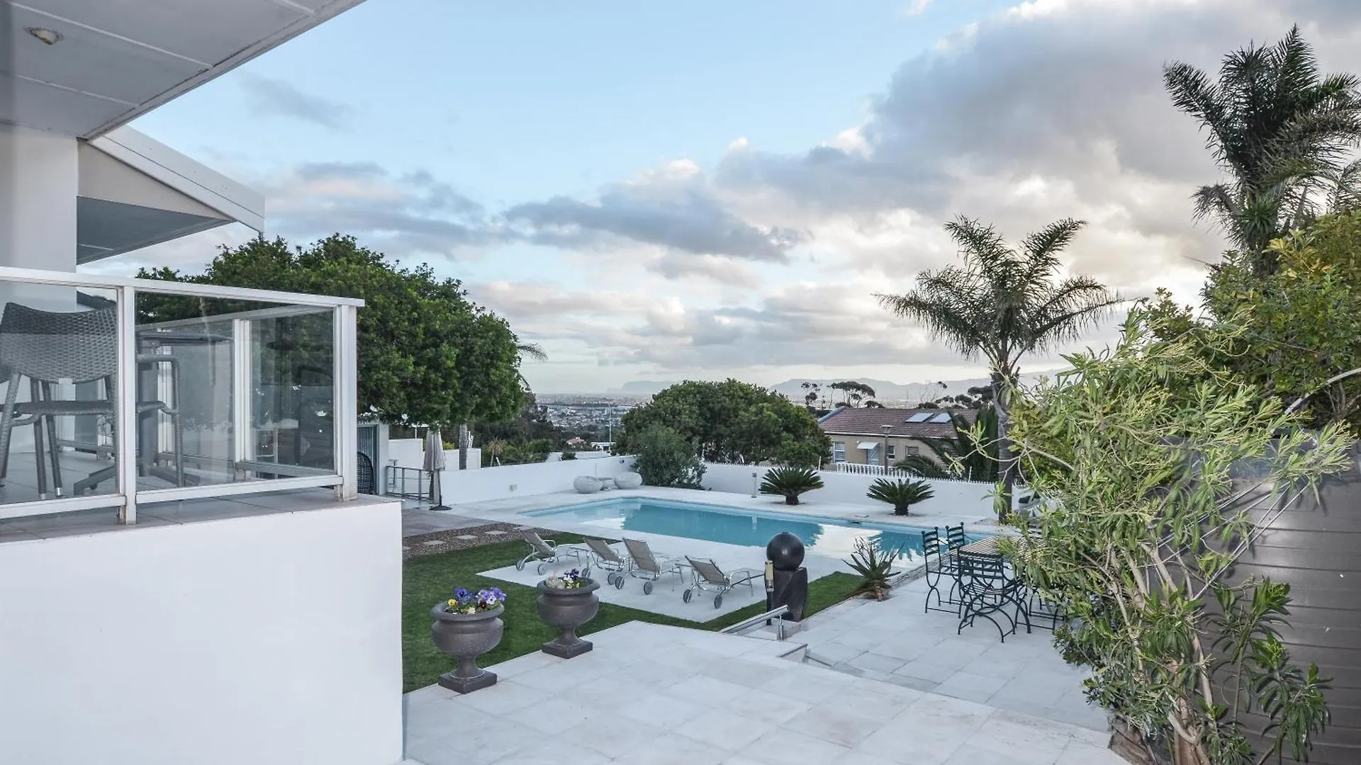 **** Konukevi Capo Cabana Guesthouse Plattekloof Güney Afrika