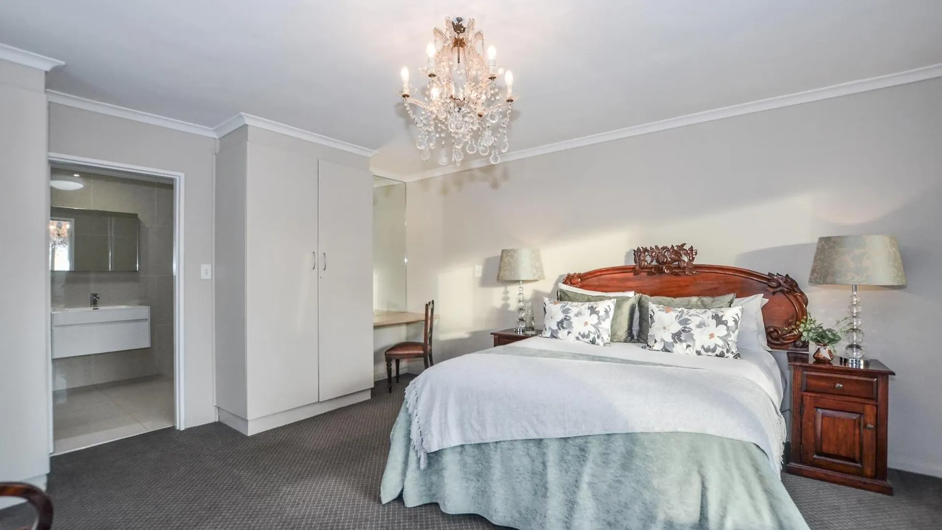 Capo Cabana Guesthouse Plattekloof Konukevi
